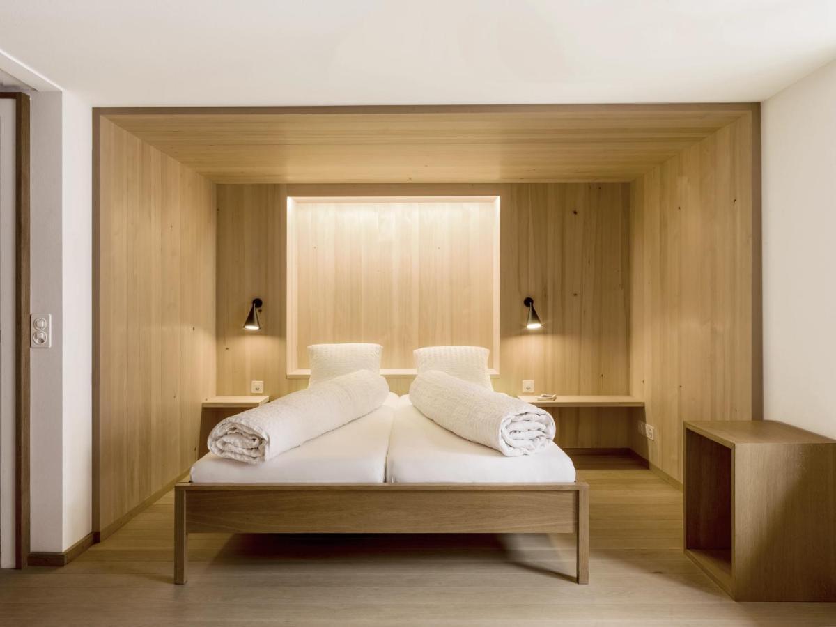 Hotel Alpina Vals Bagian luar foto