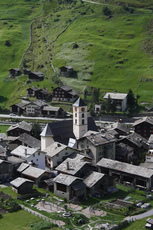 Hotel Alpina Vals Bagian luar foto